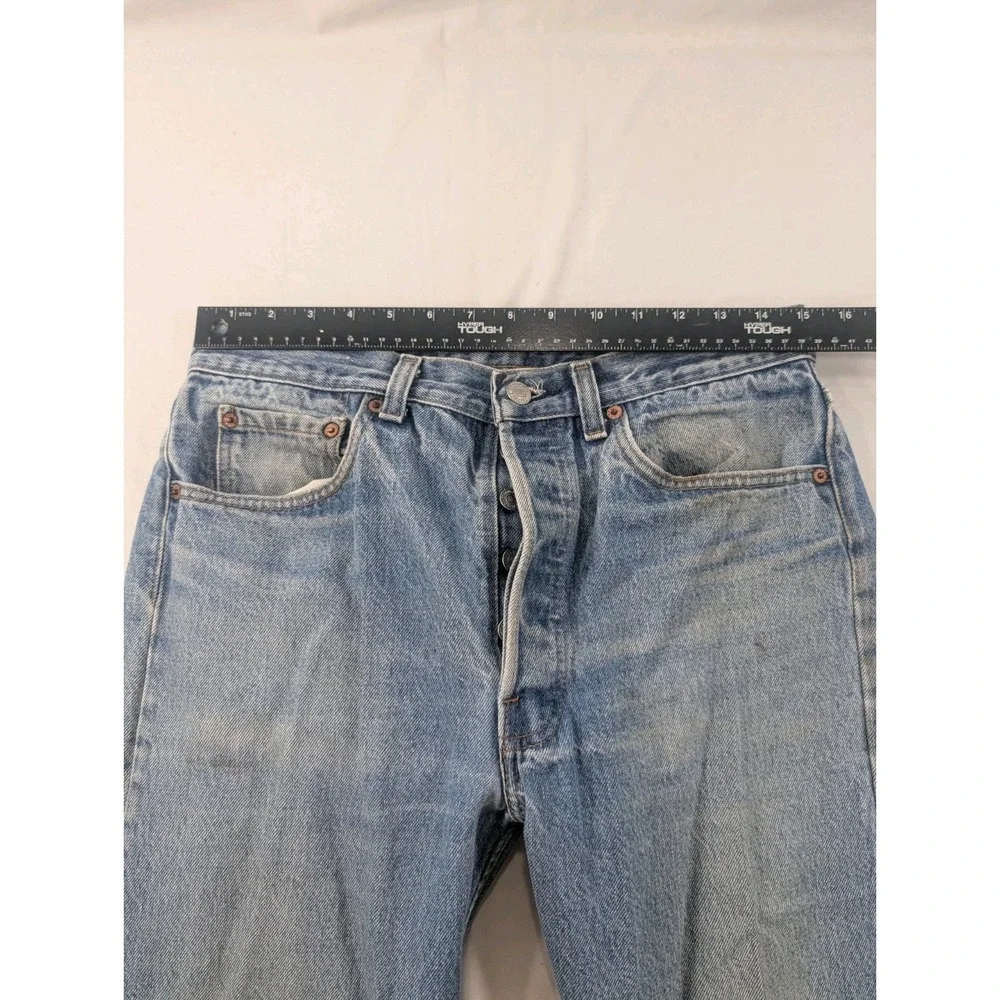 Levis stains discoloration